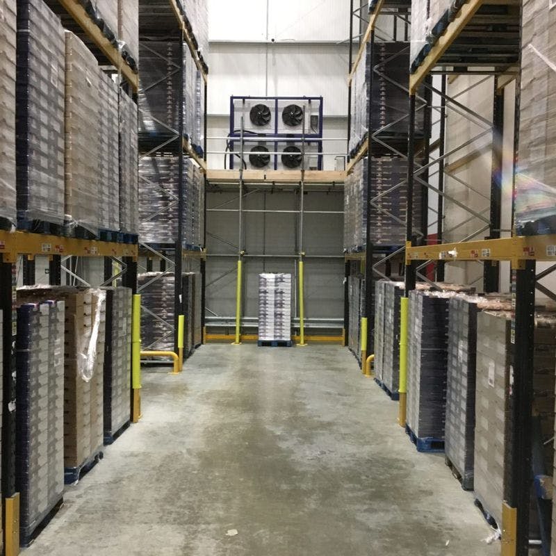 Temporary coolers for logistics warehouse cooling